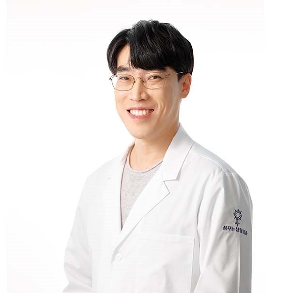 [강남역성형외과] 입술 필러, 어디서 받아야 할까요? – 꿈꾸는 성형외과에서 완성되는 매력적인 입술! 사진 4