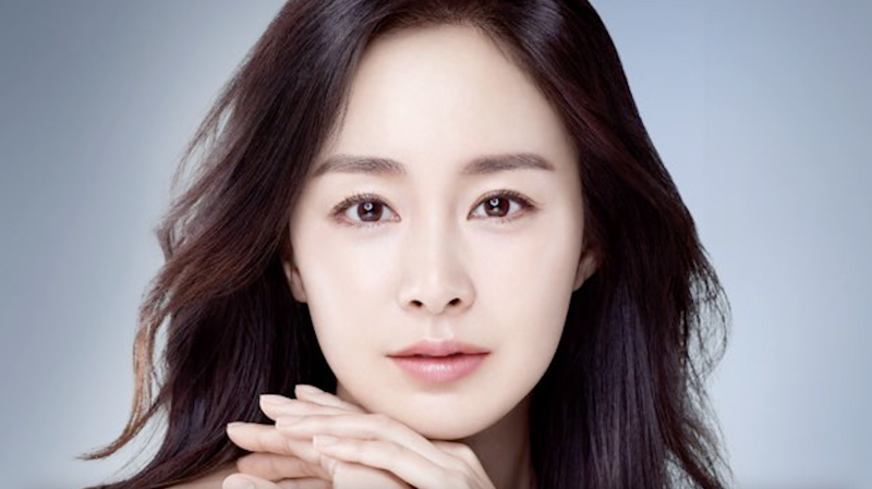 눈과 눈썹 사이가 가까우면 생기는 문제 – 해결법은? 내시경 이마 거상!